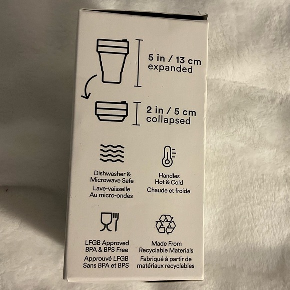 NEW Stojo collapsible cup with 4 reusable straws. Great for the environment - Picture 3 of 9